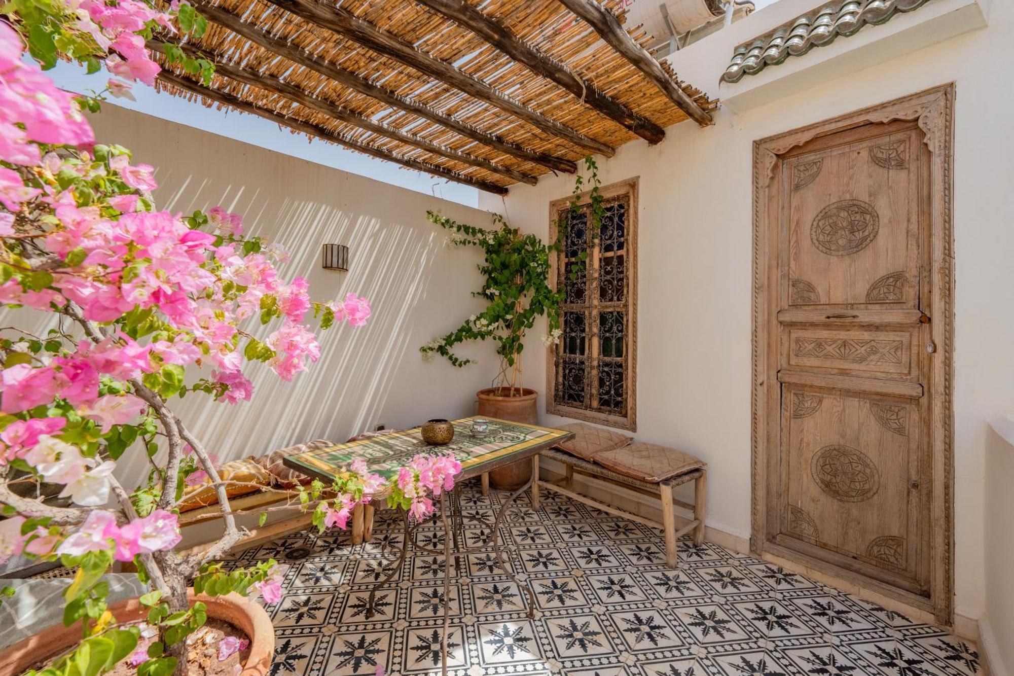 Riad Yamina52 مراكش المظهر الخارجي الصورة