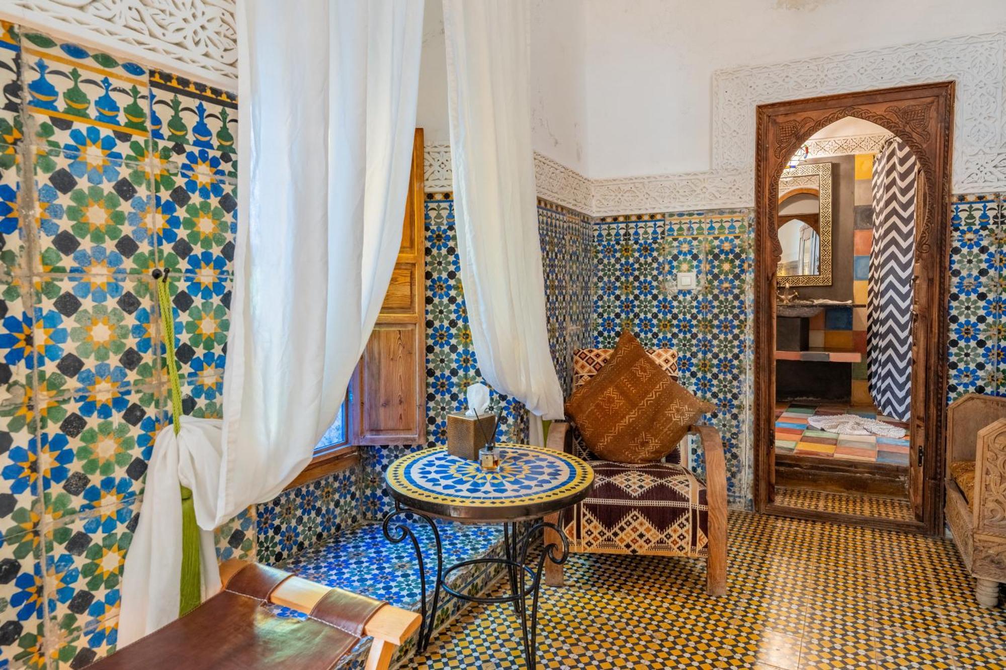 Riad Yamina52 مراكش المظهر الخارجي الصورة